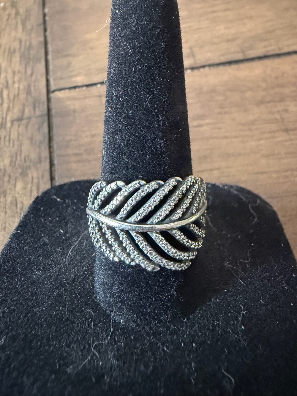 Pandora Feather Ring